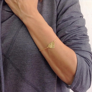 Gold Heart Bracelet, Heart Charm Bracelet, Gold Love Bracelet, Initial Charm Bracelet, Dainty gold bracelet, Friendship Bracelets