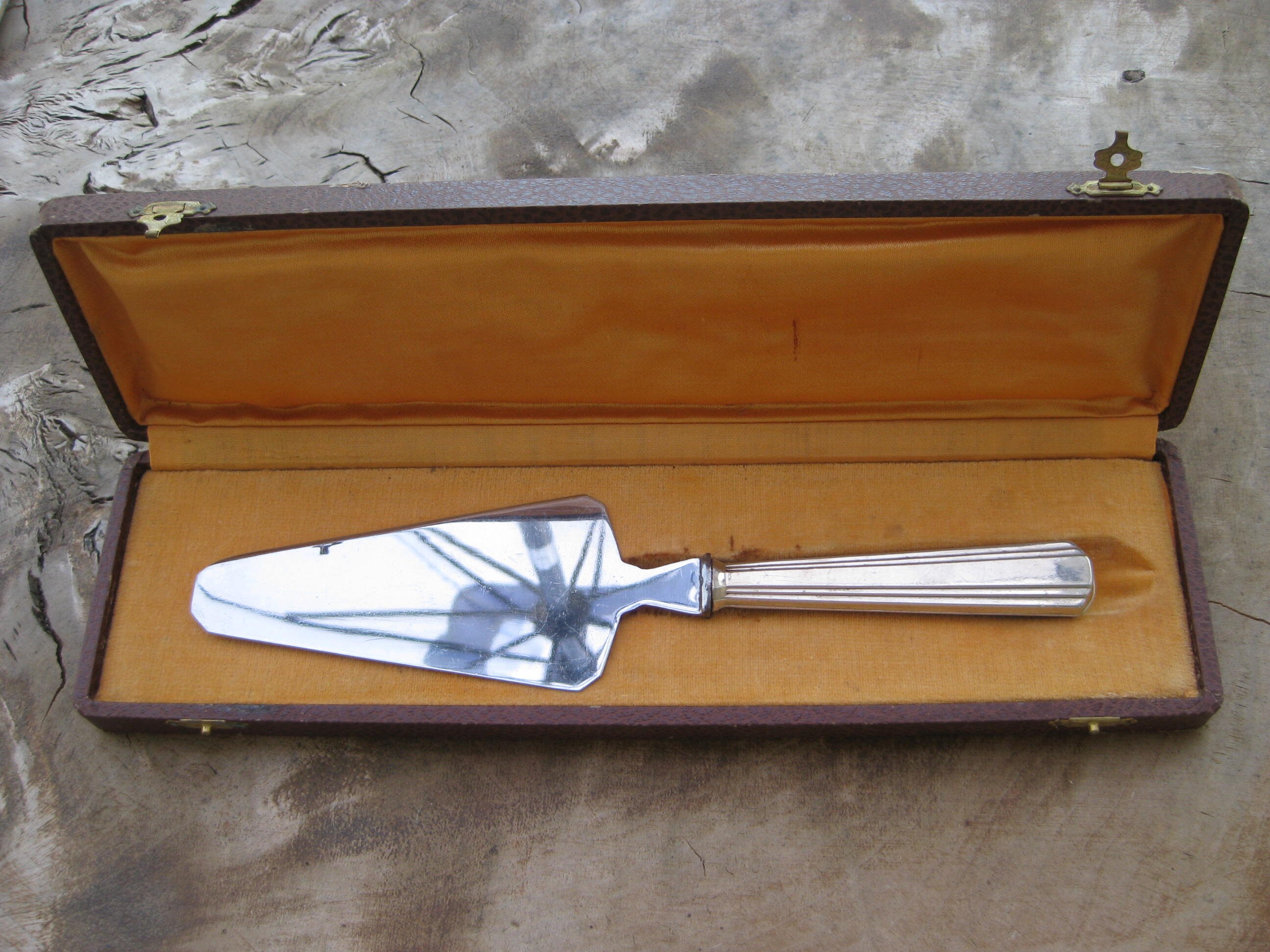 Scoop à Gâteau Français Plaqué Argent Dans La Boîte d'origine.