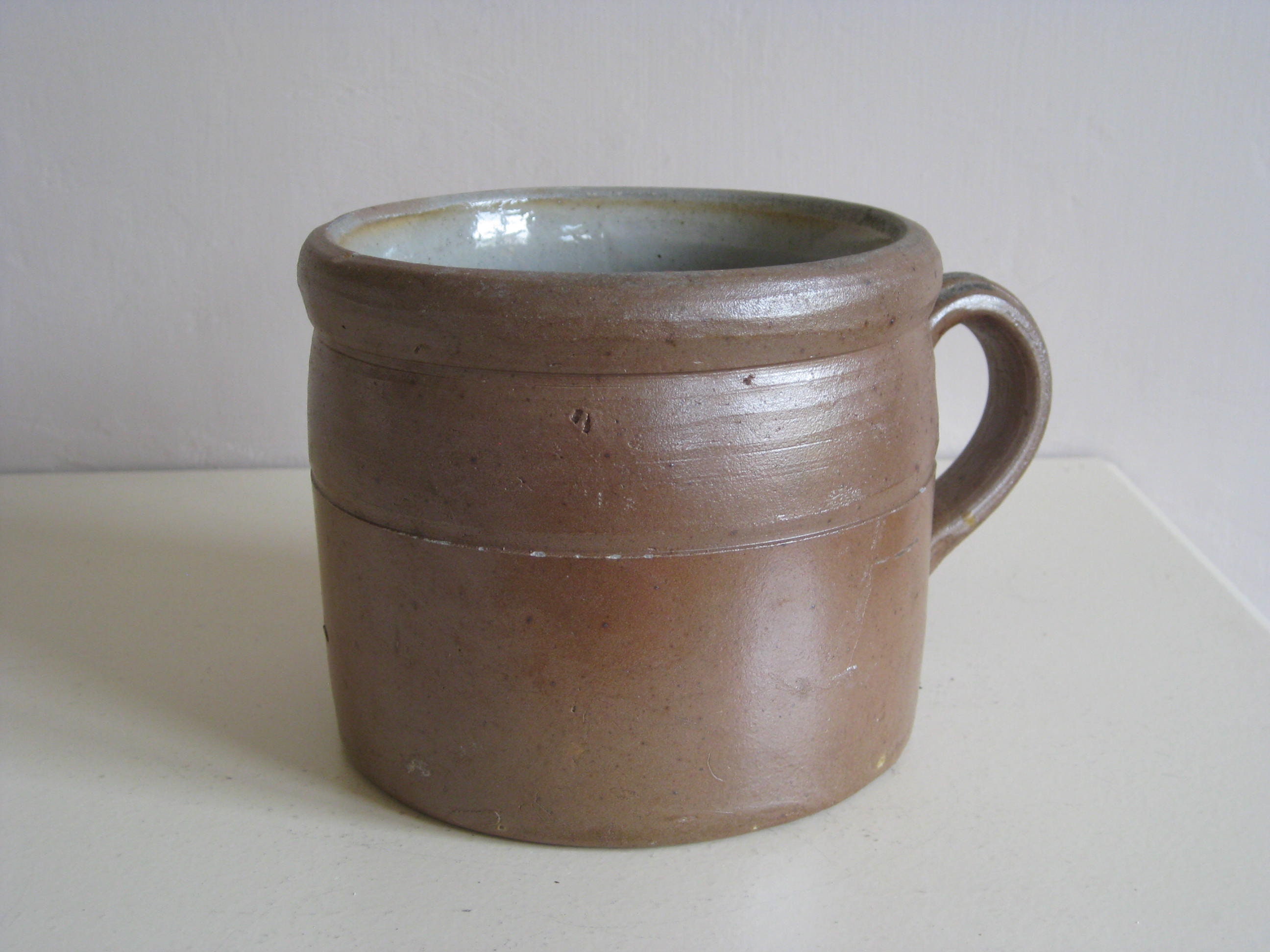 Français Pot en Terre Cuite de Poterie Brune Vintage avec 1 Oreille.