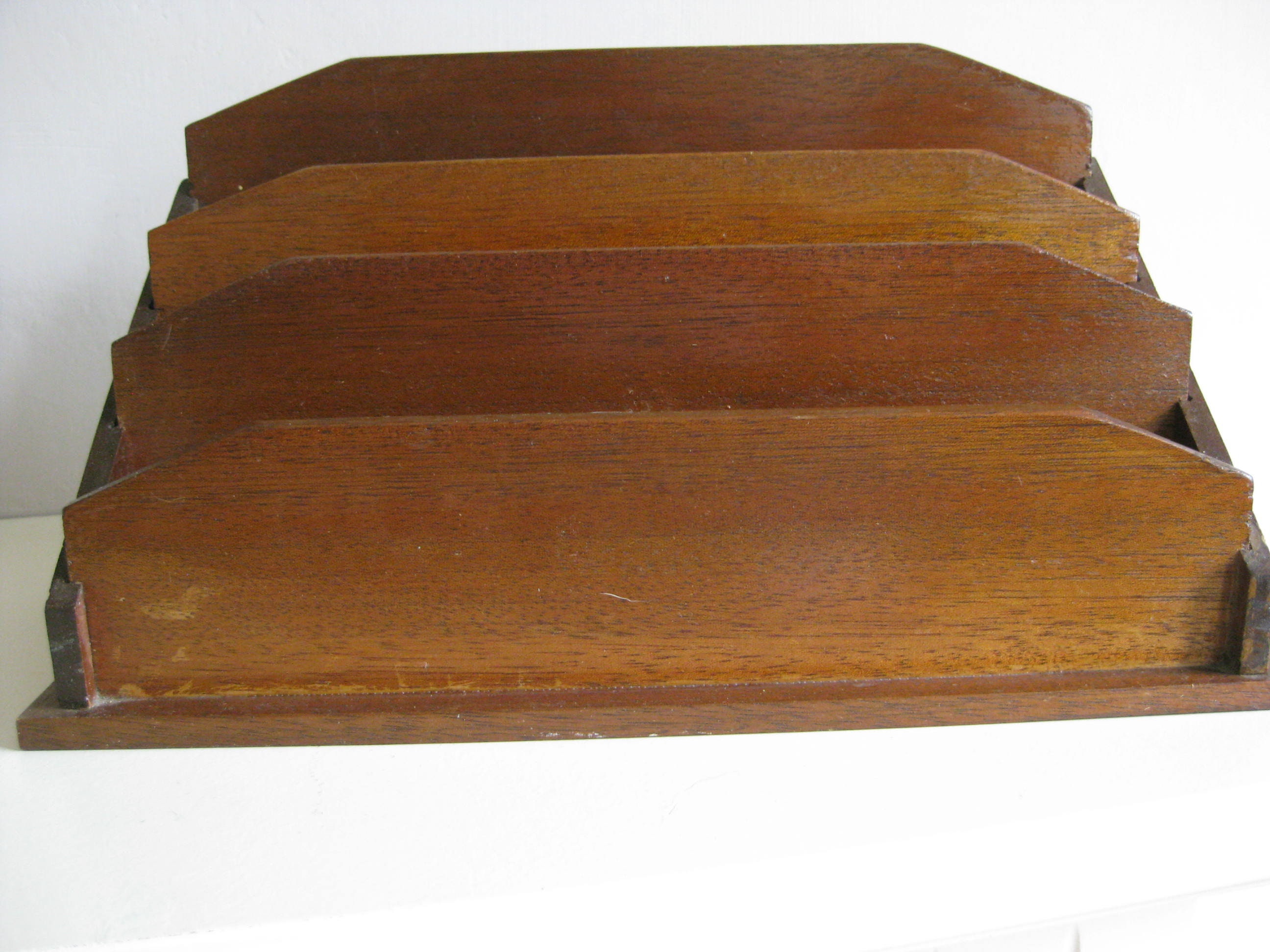 Français Support de Lettre/Poste Bureau en Bois Vintage.