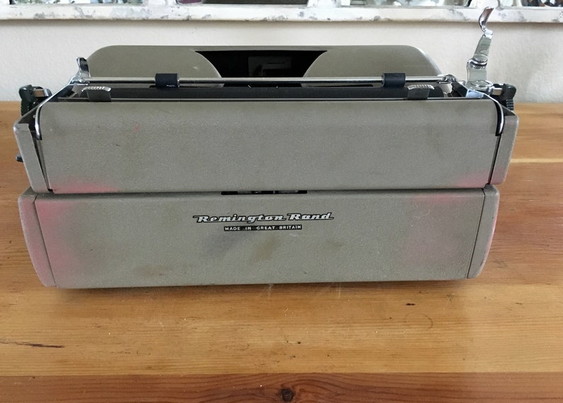 typewriter working typewriter Remington typewriter fully functional typewriter qwerty Remington Monarch typewriter portable typewriter