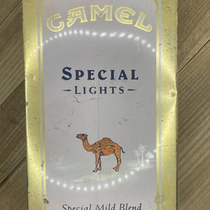 Joe Camel Special Lights Tin, 1993