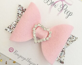 Valentine’s Day bow, heart hair bow, Hair bow, bow, bows, glitter bow, glitter, hair bows, pink bow, baby bows, bows for girls,