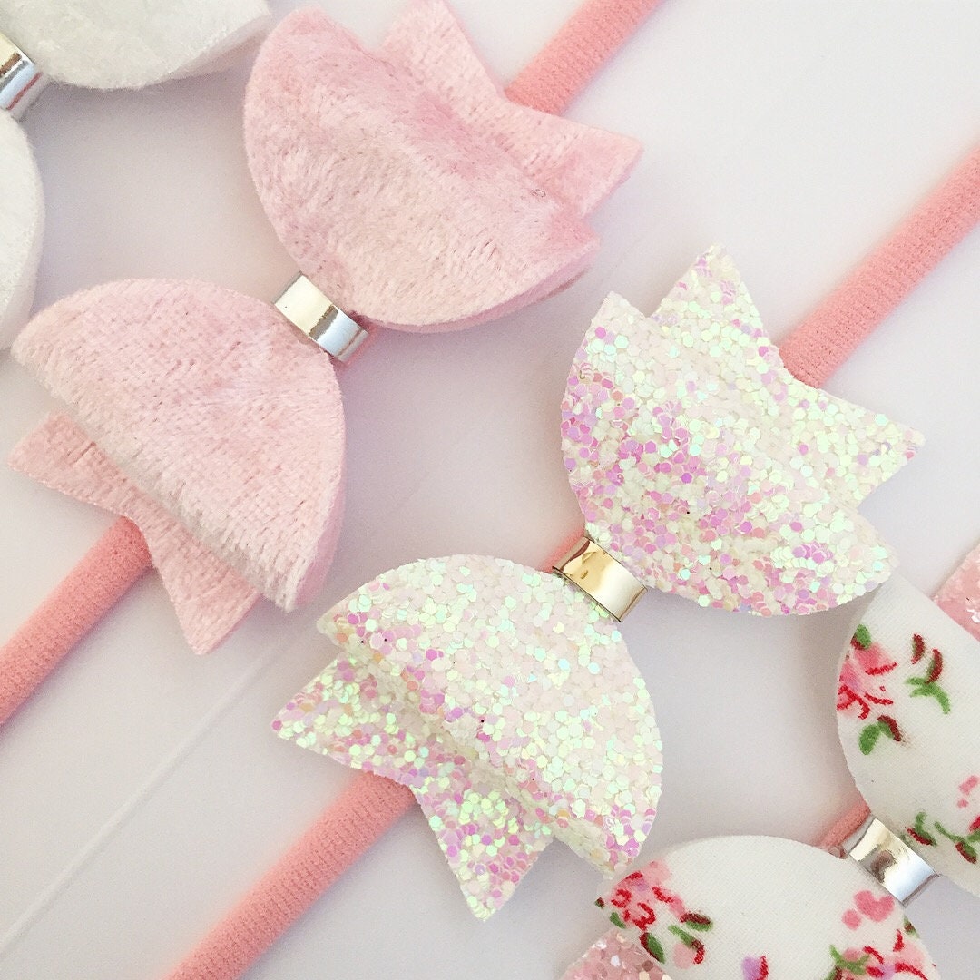 Baby Girl Bows Layette Set main image 1
