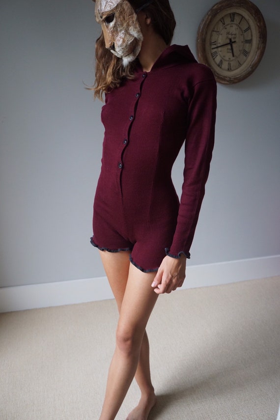80s Cozy Ribbed Romper / Vintage Hooded leisure pa
