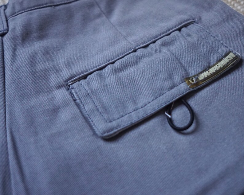 NOS 90s Light Gray Print Mini Shorts Vintage Cotton Denim Safari Shorts W25