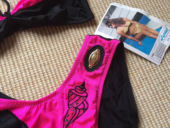 80s High Cut Black Pink Bikini Set / Vintage Deadstoc… - Gem