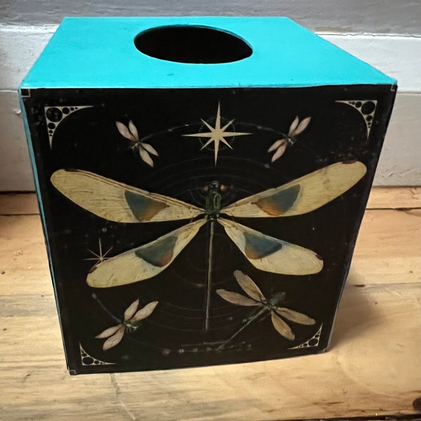 Dragonfly tissue box cover, flying insects nature home decor, Home accent, dragonfly themed tissue box, turquoise & black