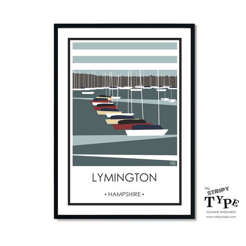 LYMINGTON BOATS, Hampshire Druck. Hochwertiges Reise Poster. Küstenposter für zu Hause. Streifendesign von Suzanne Whitmarsh Stripy Type. Bild 2