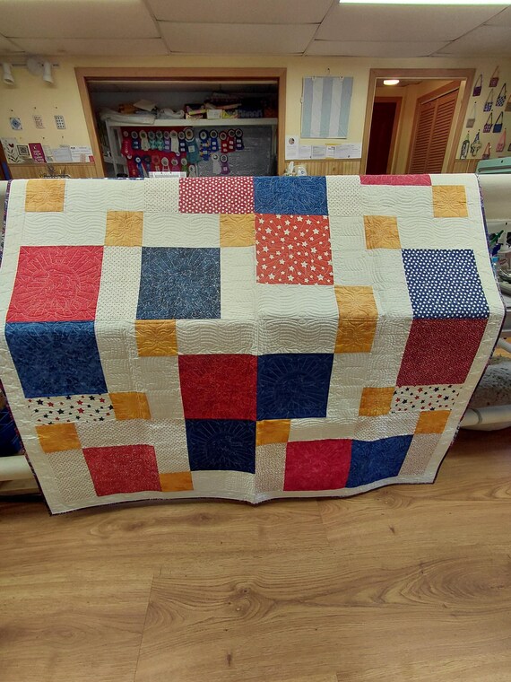 Yankee Doodle Eagle Lap Quilt