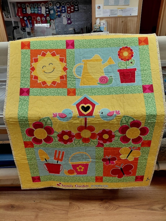 Anna's Garden Panel Quilt