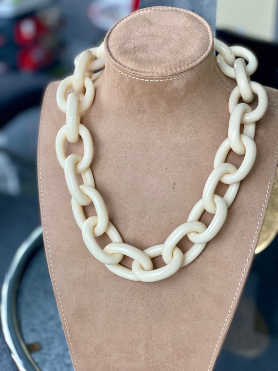 Resin link necklace new arrivals