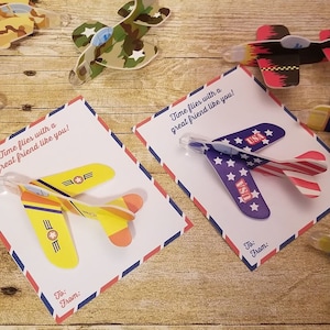 Classroom Valentines - Plane Valentines - Valentine Party Favors - Kids Valentines - Valentine Gifts - Preschool Valentines - Non Candy