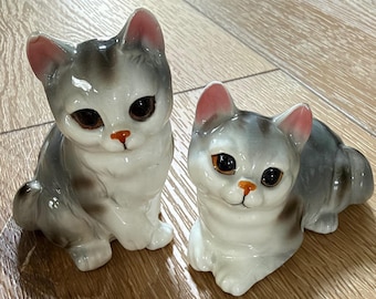 Vintage Napcoware Ceramic Cat Salt Pepper Shakers Gray White Japan Kittens MCM