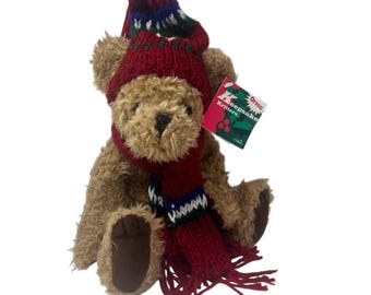 Peluche Gibson Keepsake Kritters Teddy Bear Vintage 1996 con bufanda y gorro rojos, 8" con etiqueta.