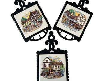 Juego de 3 placas de pared con marco de hierro fundido y azulejos de cerámica vintage, estilo histórico inglés I