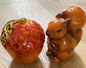 Vintage Style Ceramic Squirrel and Acorn Salt and Pepper Shaker Set Fall Decor