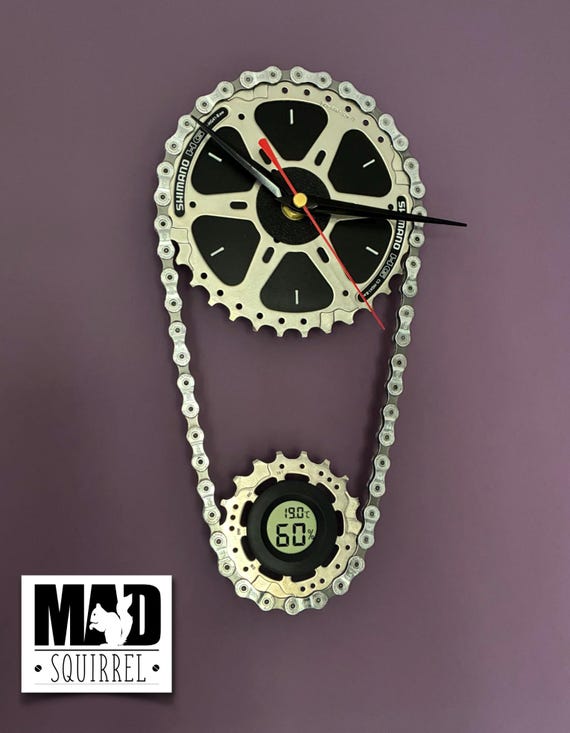 Chain & Sprocket Clock with Temperature and Humidity Display