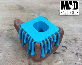 Light Blue Dripping Weathered Brick Pen Holder