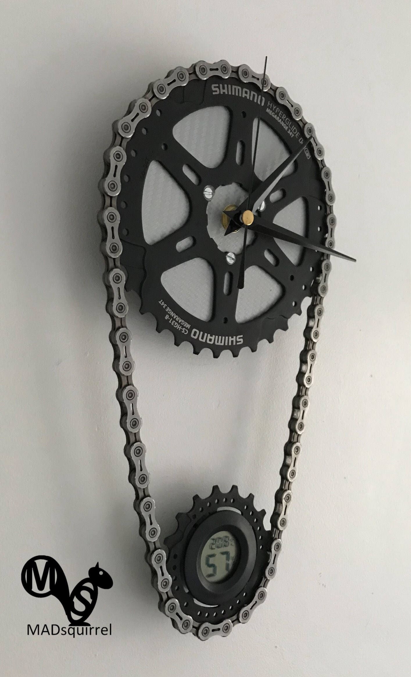 Double Bicycle Sprocket and Chain Clock with Temperature and Humidity