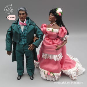 Doll for miniature dollhouse in 1/12 scale - posable | Material: porcelain and resin