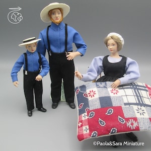 Dolls for miniature dollhouse in 1/12 scale - posable | Material: porcelain and resin