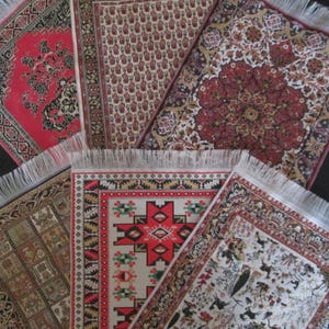 Miniature carpets for 1/12 scale dollhouse - Material fabric | Measure: 17,5x26cm