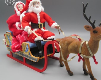 Doll for miniature dollhouse in 1/12 scale - posable | Material: porcelain and resin