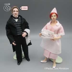 Dolls for miniature dollhouse in 1/12 scale - posable | Material: porcelain and resin
