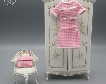 Miniature dresses for dollhouse and roombox in 1/12 scale | Not wearable