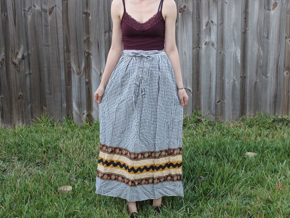 Vintage Cottagecore Checkered Skirt - image 2