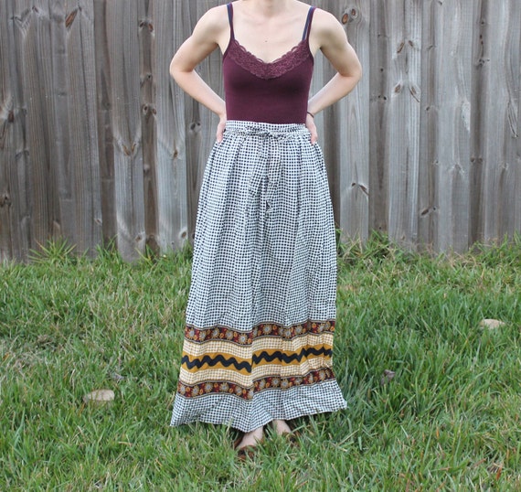 Vintage Cottagecore Checkered Skirt - image 3