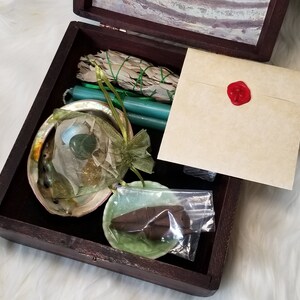 Prosperity Magic, Ritual Box, Wooden Box, Magic Box, Ritual Kit, Spellwork, Witches Box, Wooden Box, Ritual Tools, Ritual Candle, Ritual