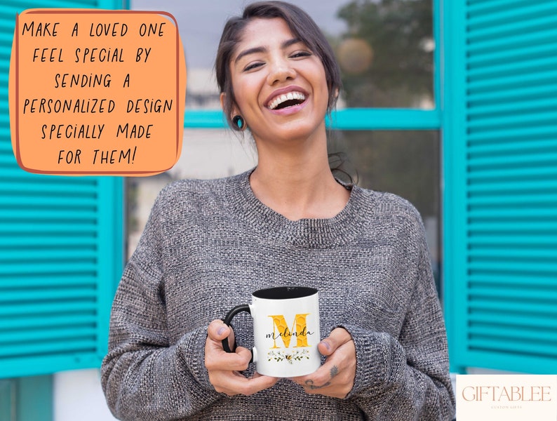 Caneca personalizada com tema de abelha, caneca de presente de abelha para mulheres, presente de aniversário, caneca personalizada com tema de abelha, abelha rainha, caneca floral, caneca com tema de abelha, caneca com nome inicial para ela imagem 5