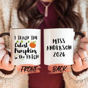 Jag lär ut de sötaste pumporna i lappen-mugg, Halloween-lärarmugg för män/kvinnor, personlig mugg, pumpa-kaffemugg för lärare