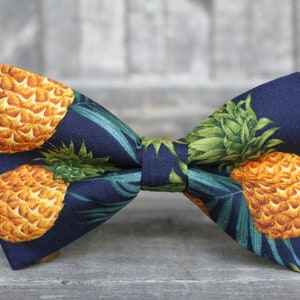 Pineapple Bow Tie, Hawaiian Bow Tie, Bowtie, Dog Bow Tie, Mens Bow Tie, Boys Bow Tie, Kids Bow Tie, Toddler Bow Tie, Fun Bow Tie, For Him