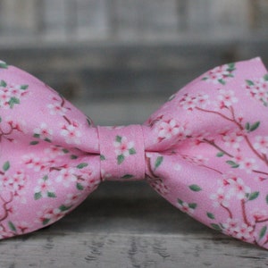 Cherry Blossom Bow Tie, Floral Bow Tie, Formal Bow Tie, Bow Tie for Wedding, Groomsmen Bow Tie, Mens Bow Tie, Boys Bow Tie, Dog Bow Tie