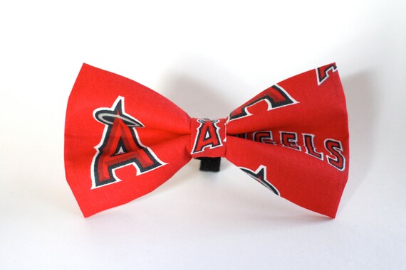 Philadelphia Phillies Men/'s Bow Tie MLB Baseball Adjustable Sports Fan Necktie