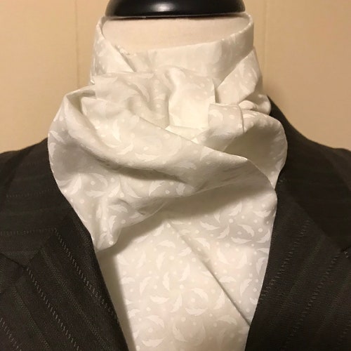 Four Fold Stock Tie Foxhunting Traditional Stock Tie White Etsy