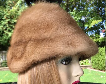 Chapeau Femme En Vison Beige - Style Toque, Taille 58-59, Très Bon État Occasion