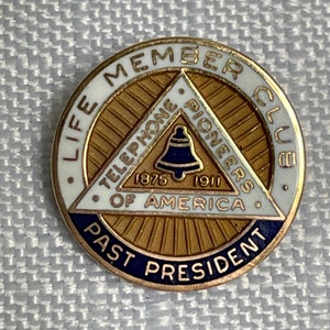VTG Telephone Pioneers Of America 1875-1911 Past President 1983-84 Lapel Pin 10K Gold