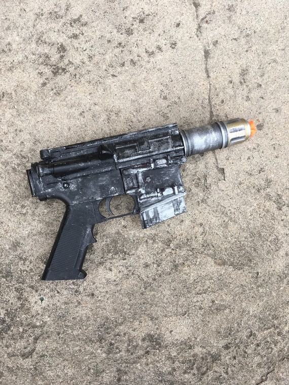 cassian blaster
