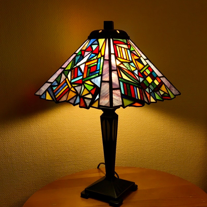 Buntglas-Tischlampe Patchwork Bild 5