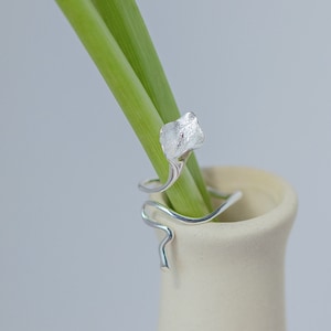 Calla Lily Ring-Sterling Silver Calla Lily Flower Open Ring-Dainty Flower-Silver Floral Jewelry-Gift for her