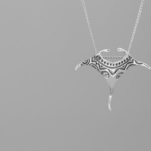 Manta Ray Fish Charm Pendant-Sterling Silver Ocean Sting Ray Pendant-Dainty Manta-Ocean Fish Jewelry-Gift for her