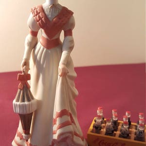 Vintage Lenox Figurine Sarah from the collection &quot;Great Fashions of History&quot; Edwardian Period