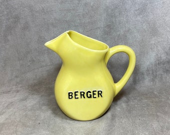 Brocca acqua Berger in plastica gialla Made in France vintage Anno 1970 -   Italia
