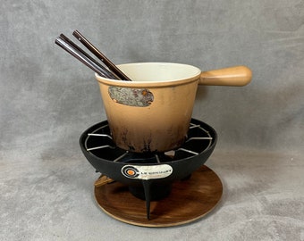 Vintage-Fondue-Set aus emailliertem Gusseisen mit 6 Gabeln von Le Creuset, hergestellt in Frankreich