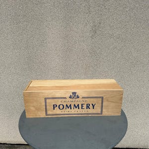 Wooden case for bottle of champagne Pommery en Jeroboam 3L Made in France 1980’s