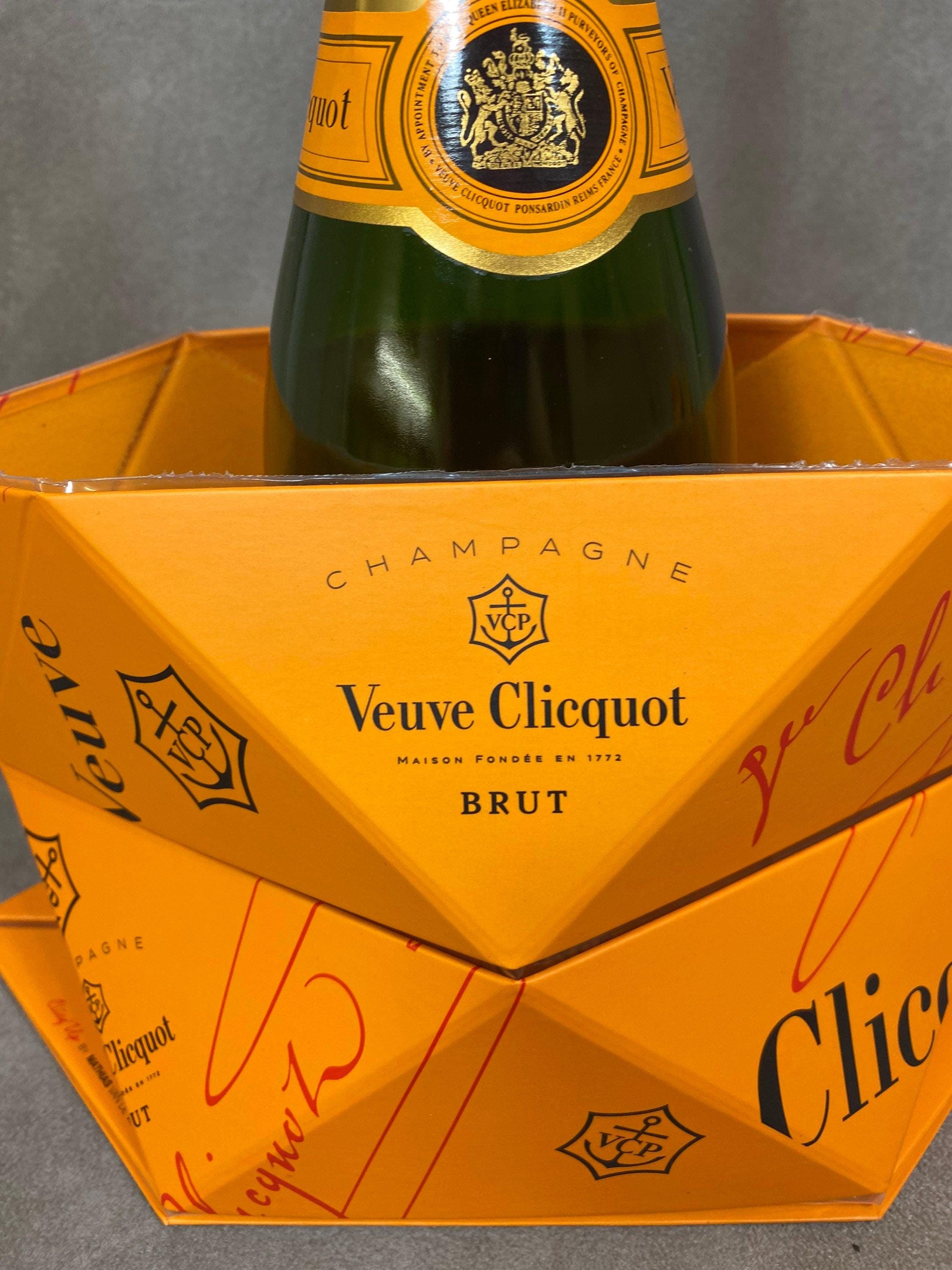 Clicq'up Champagne Bucket by Mathias Van De Walle in Cardboard and Pink Plastic Veuve Clicquot Vintage 1990's - Canada